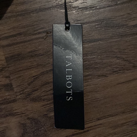 Never been worn. Size 2P - Picture 3 of 5